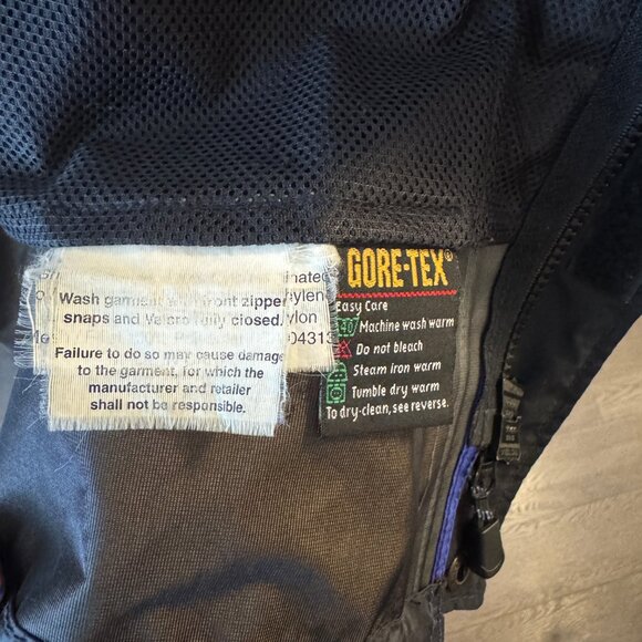 VINTAGE goretex taiga jacket size large - Picture 5 of 11